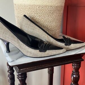 Vintage Ferragamo kitten heels, size 7.5